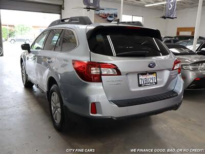 2017 Subaru Outback 2.5i Premium   - Photo 6 - Panorama City, CA 91402