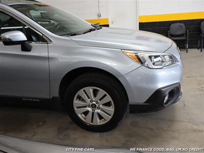 2017 Subaru Outback 2.5i Premium   - Photo 11 - Panorama City, CA 91402