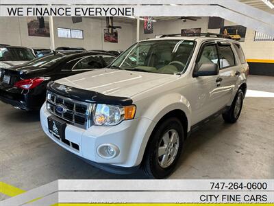 2012 Ford Escape XLT   - Photo 2 - Panorama City, CA 91402