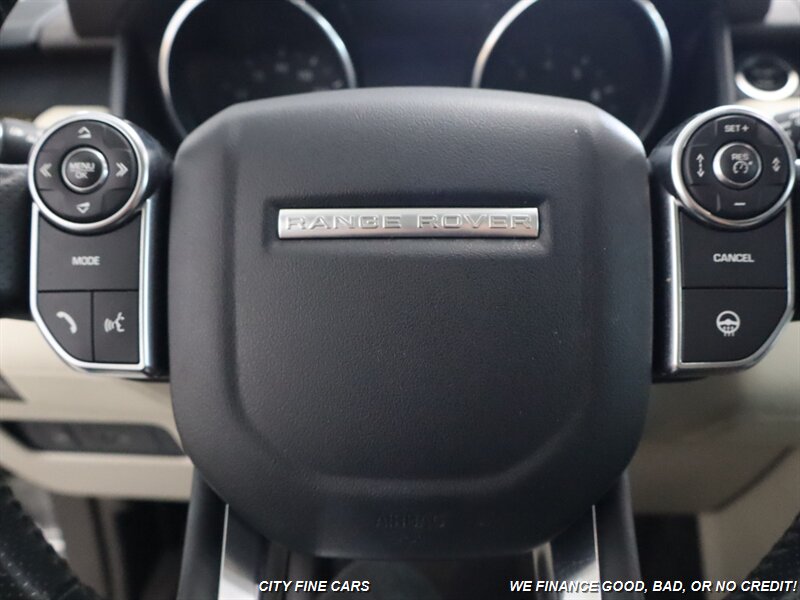 2016 Land Rover Range Rover Sport HSE photo 18