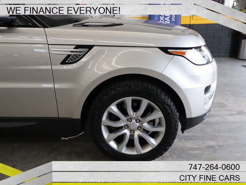 2016 Land Rover Range Rover Sport HSE photo 43