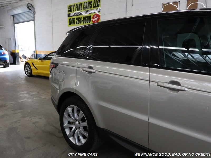 2016 Land Rover Range Rover Sport HSE photo 8