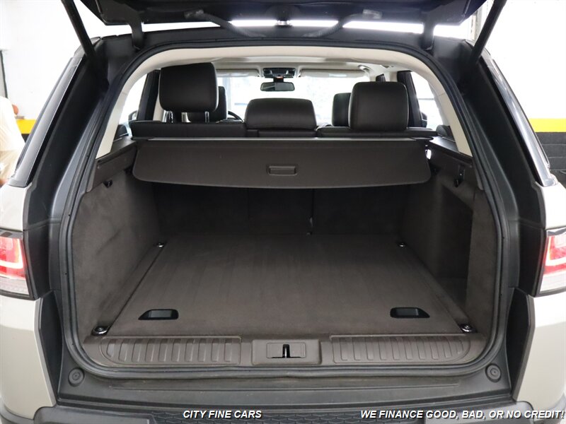 2016 Land Rover Range Rover Sport HSE photo 30