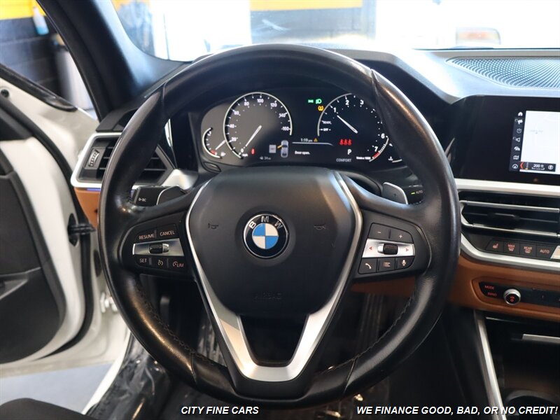2020 BMW 330i - Photo 21 - Panorama City, CA 91402