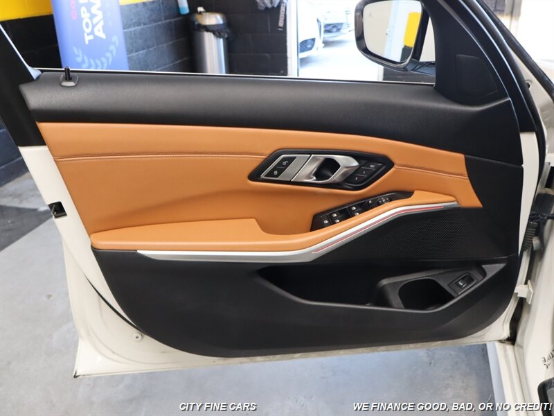 2020 BMW 330i - Photo 16 - Panorama City, CA 91402