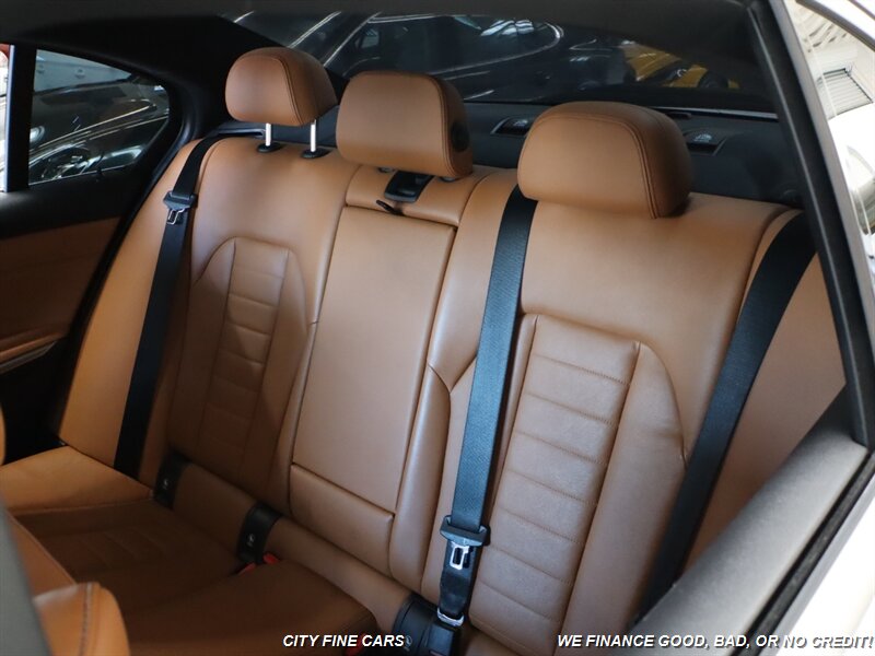 2020 BMW 330i - Photo 30 - Panorama City, CA 91402