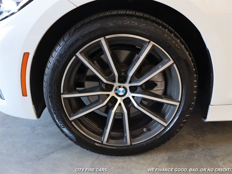 2020 BMW 330i - Photo 4 - Panorama City, CA 91402