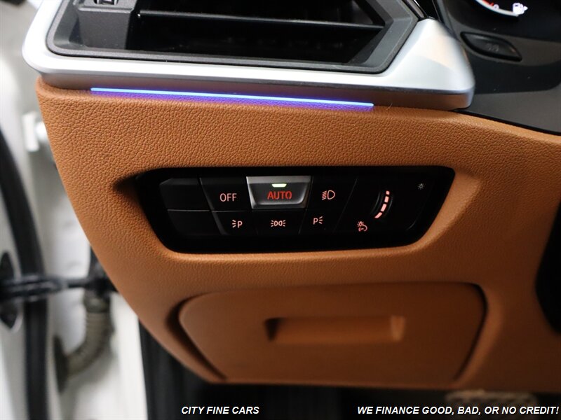 2020 BMW 330i - Photo 17 - Panorama City, CA 91402