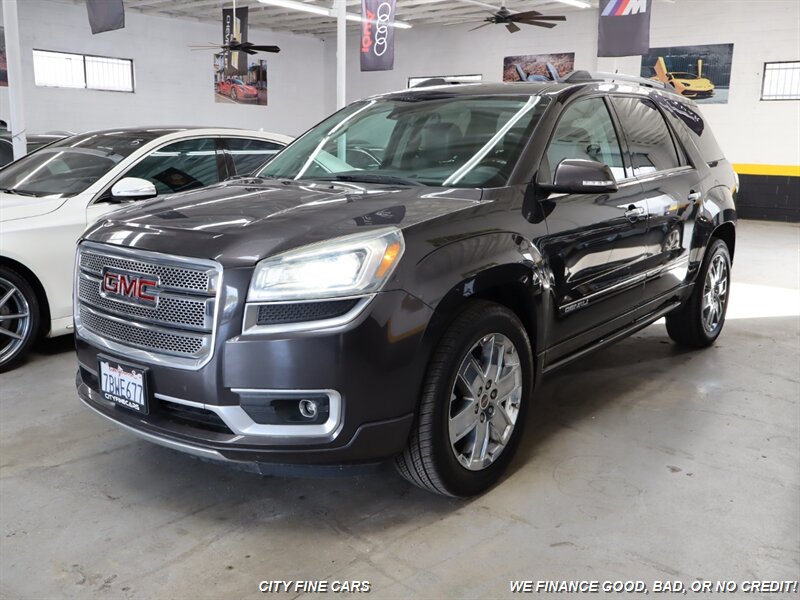 2014 GMC Acadia Denali photo 2