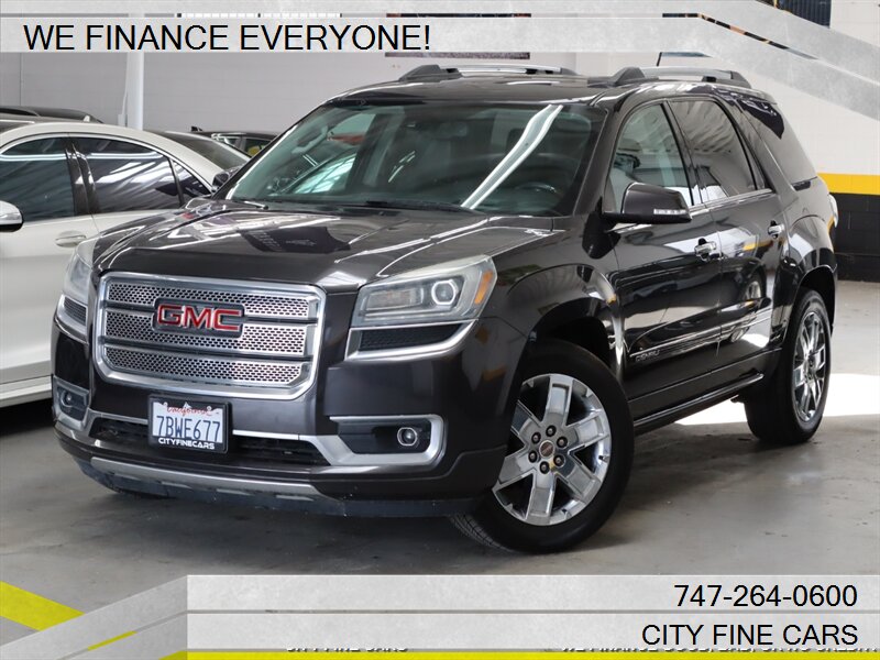 GMC Acadia's photo