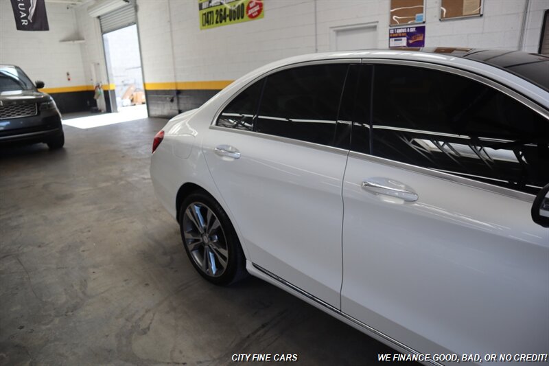 2017 Mercedes-Benz C-Class C300 - Photo 10