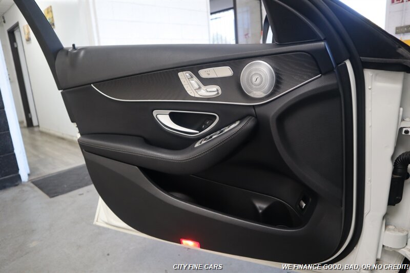 2017 Mercedes-Benz C-Class C300 - Photo 24