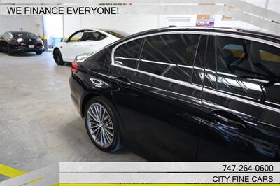 2020 BMW 530e iPerformance - Photo 10 - Panorama City, CA 91402