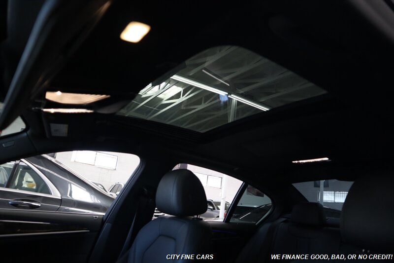 2020 BMW 530e iPerformance - Photo 28 - Panorama City, CA 91402