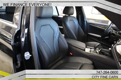 2020 BMW 530e iPerformance - Photo 34 - Panorama City, CA 91402