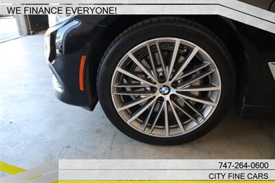 2020 BMW 530e iPerformance - Photo 4 - Panorama City, CA 91402