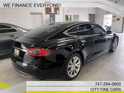 2014 Tesla Model S 60   - Photo 9 - Panorama City, CA 91402