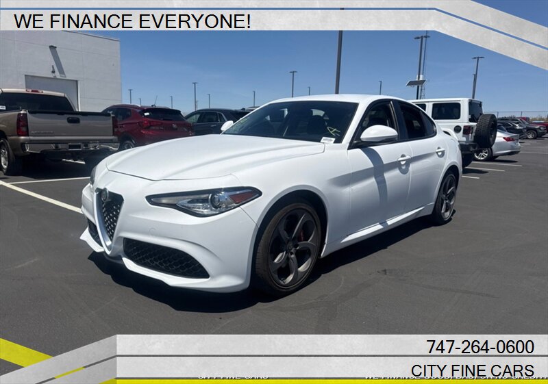 2018 Alfa Romeo Giulia   - Photo 1 - Panorama City, CA 91402