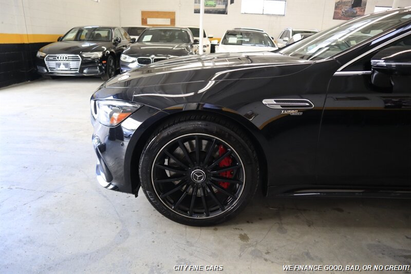 2022 Mercedes-Benz AMG GT 43 - Photo 3 - Panorama City, CA 91402