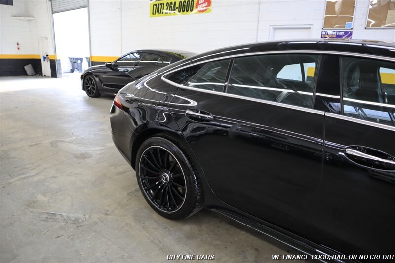 2022 Mercedes-Benz AMG GT 43 - Photo 10 - Panorama City, CA 91402