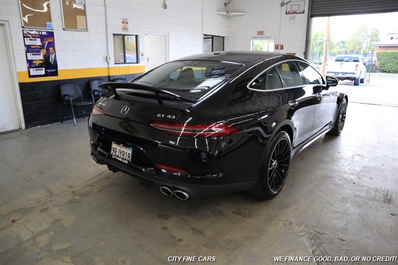2022 Mercedes-Benz AMG GT 43 - Photo 9 - Panorama City, CA 91402