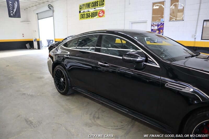 2022 Mercedes-Benz AMG GT 43 - Photo 11 - Panorama City, CA 91402