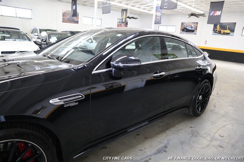 2022 Mercedes-Benz AMG GT 43 - Photo 5 - Panorama City, CA 91402