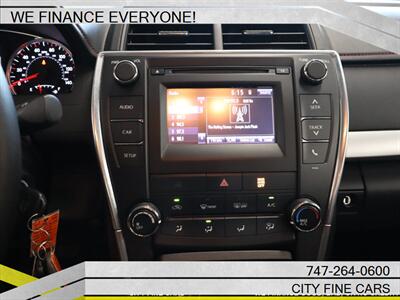 2015 Toyota Camry SE   - Photo 21 - Panorama City, CA 91402