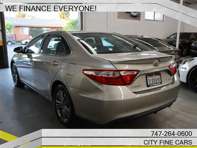 2015 Toyota Camry SE   - Photo 6 - Panorama City, CA 91402