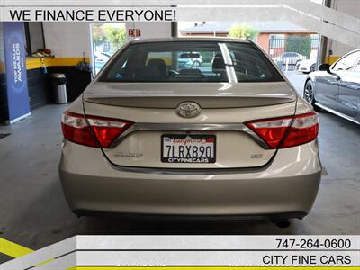 2015 Toyota Camry SE   - Photo 7 - Panorama City, CA 91402