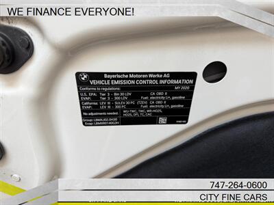 2020 BMW 530e iPerformance   - Photo 33 - Panorama City, CA 91402