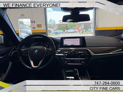 2020 BMW 530e iPerformance   - Photo 14 - Panorama City, CA 91402