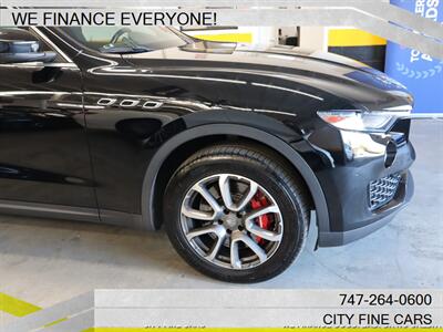 2018 Maserati Levante S   - Photo 12 - Panorama City, CA 91402