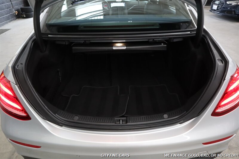 2019 Mercedes-Benz E 300 - Photo 30 - Panorama City, CA 91402