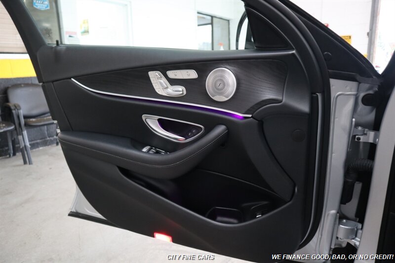 2019 Mercedes-Benz E 300 - Photo 24 - Panorama City, CA 91402