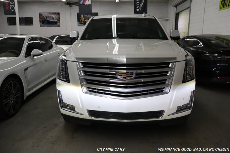 2017 Cadillac Escalade Platinum photo 16