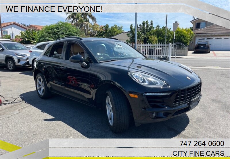 2018 Porsche Macan   - Photo 1 - Panorama City, CA 91402