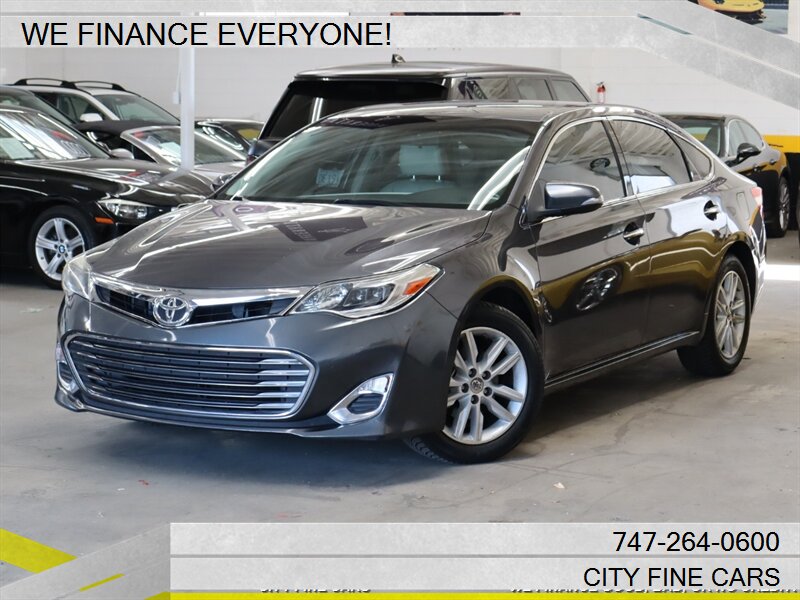 2014 Toyota Avalon XLE  