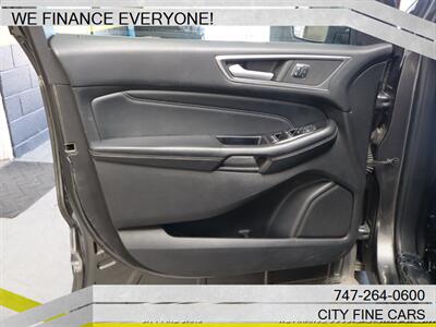 2017 Ford Edge Titanium   - Photo 17 - Panorama City, CA 91402
