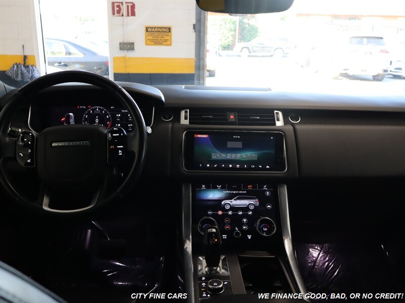 2019 Land Rover Range Rover Sport HSE photo 12