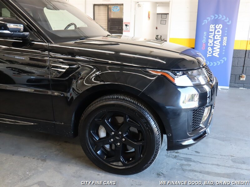2019 Land Rover Range Rover Sport HSE photo 9