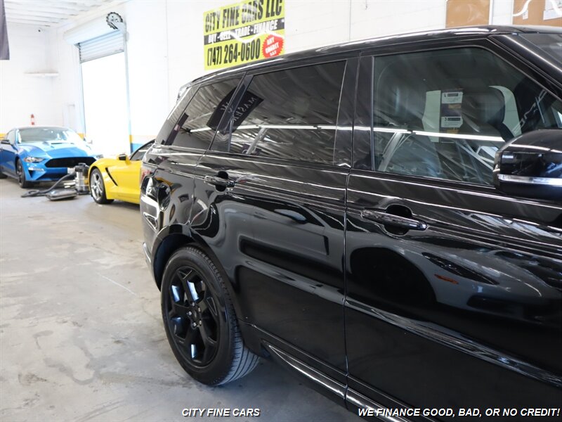 2019 Land Rover Range Rover Sport HSE photo 7