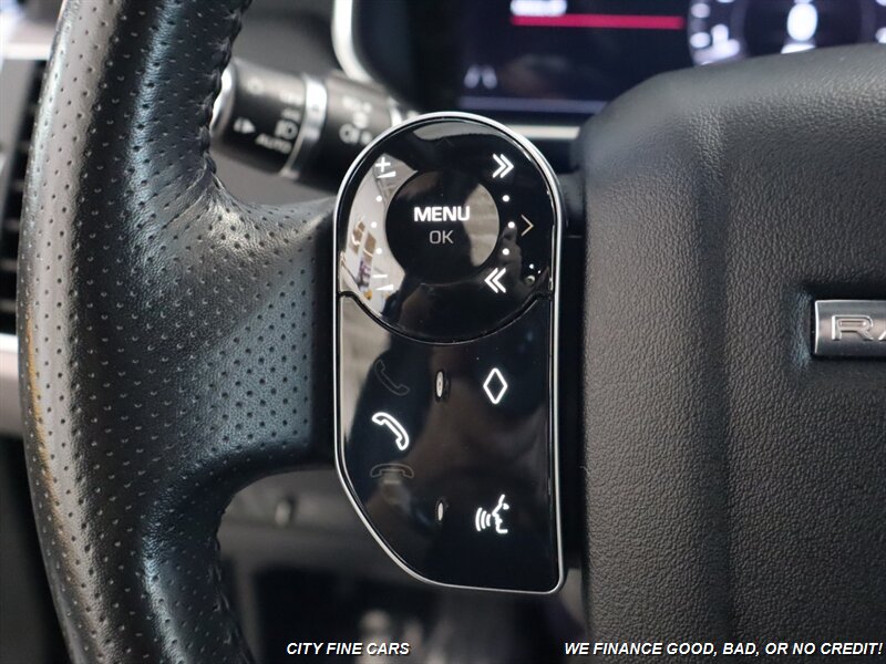 2019 Land Rover Range Rover Sport HSE photo 18