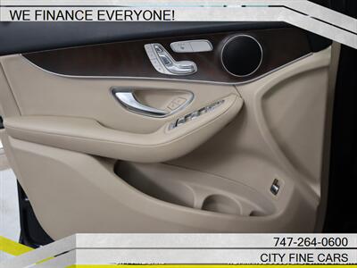 2019 Mercedes-Benz GLC GLC 300 4MATIC   - Photo 14 - Panorama City, CA 91402