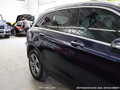 2019 Mercedes-Benz GLC GLC 300 4MATIC   - Photo 10 - Panorama City, CA 91402