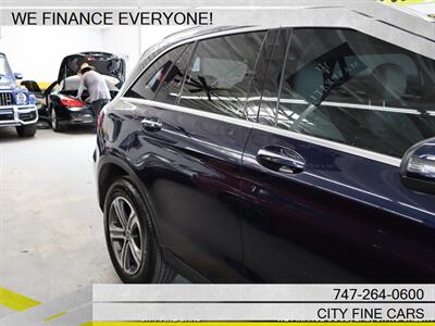 2019 Mercedes-Benz GLC GLC 300 4MATIC   - Photo 10 - Panorama City, CA 91402