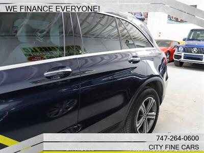 2019 Mercedes-Benz GLC GLC 300 4MATIC   - Photo 6 - Panorama City, CA 91402