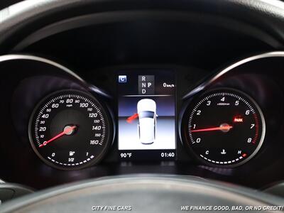 2019 Mercedes-Benz GLC GLC 300 4MATIC   - Photo 22 - Panorama City, CA 91402
