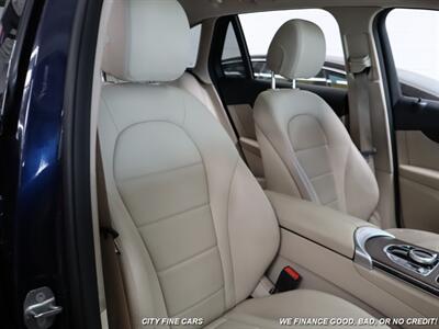 2019 Mercedes-Benz GLC GLC 300 4MATIC   - Photo 33 - Panorama City, CA 91402