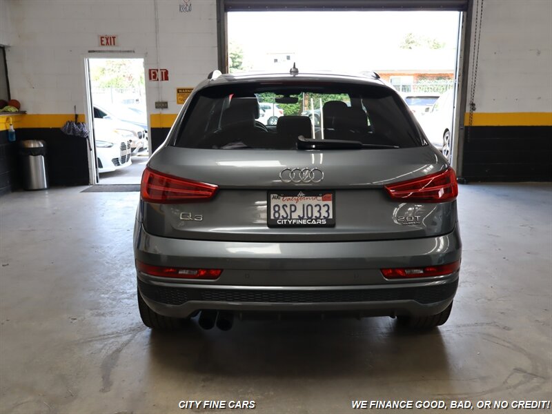 2017 Audi Q3 Prestige photo 6